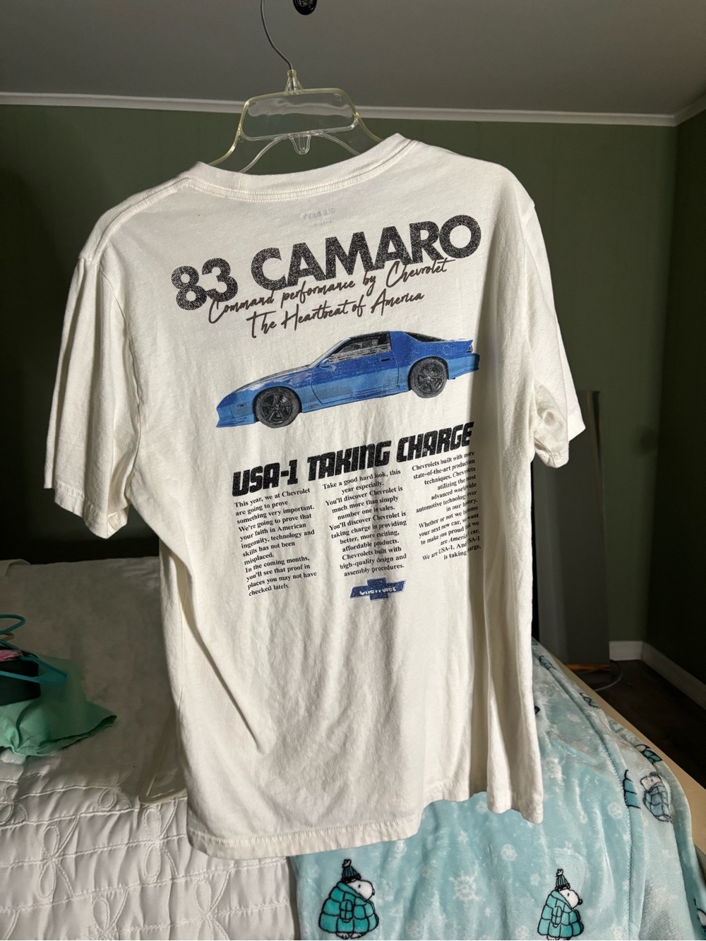 Old navy graphic car teeshirt